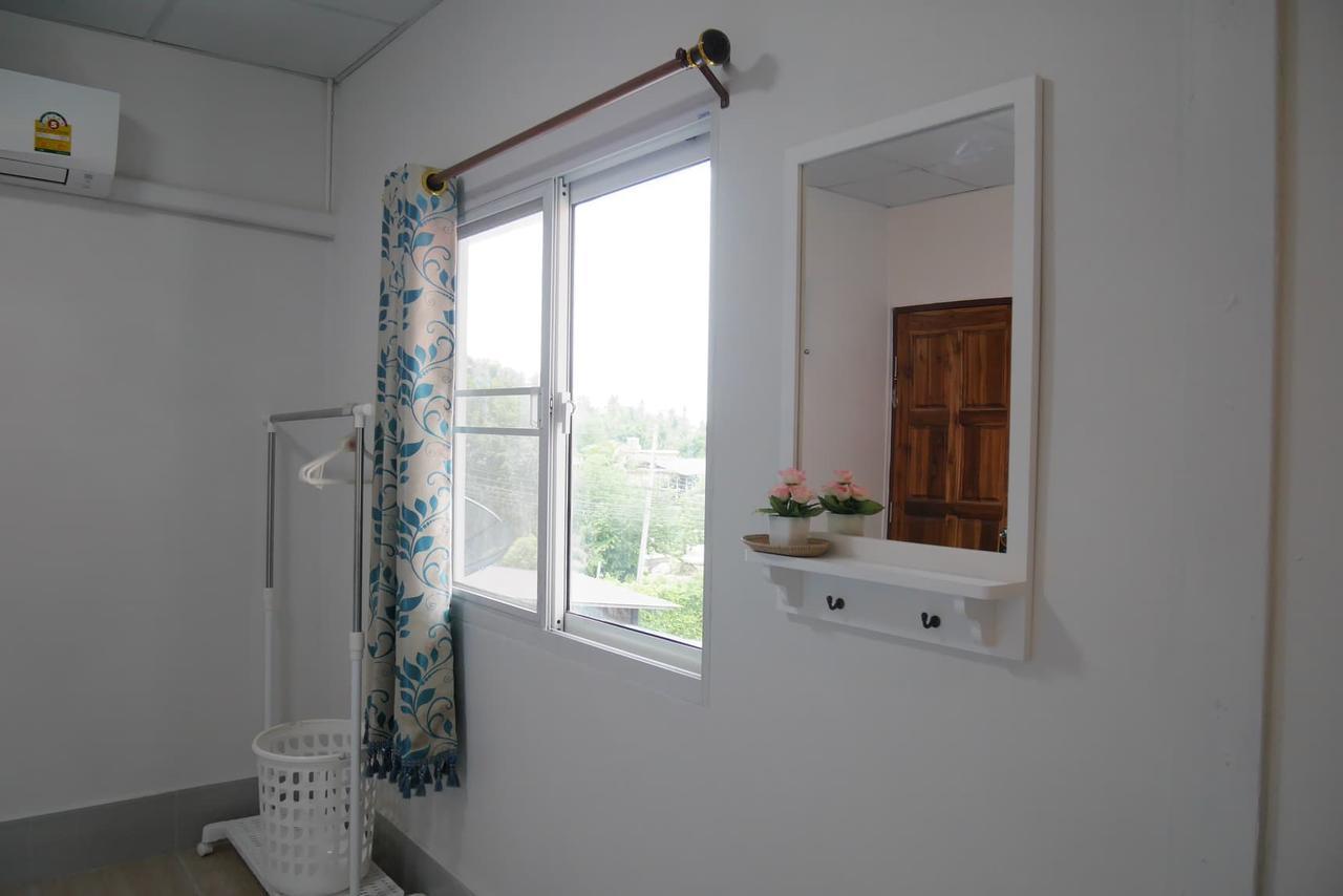Nawee Guesthouse Sairee Ko Tao Exterior foto